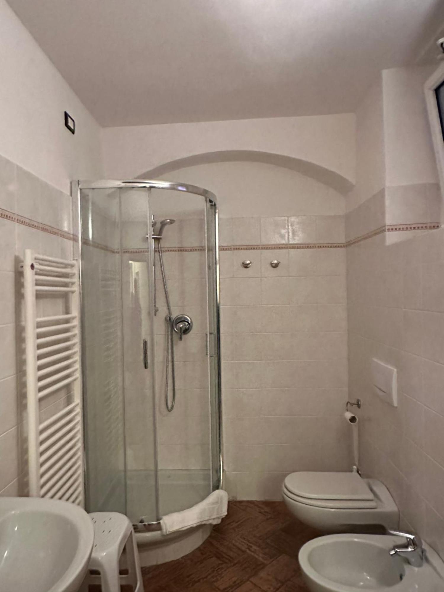 Tre Caravelle Apartment Levanto Bagian luar foto